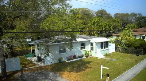 204 SW 7th Avenue Hallandale Beach FL 33009