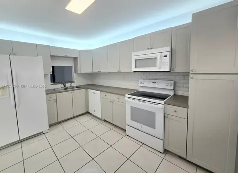 15081 SW 127th Court Miami FL 33186