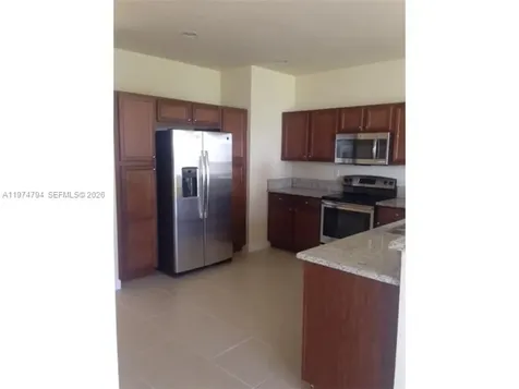 17057 SW 92 Street Miami FL 33196