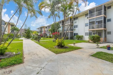 17050 NE 14th Avenue Miami FL 33162