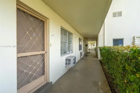 17050 NE 14th Avenue Miami FL 33162