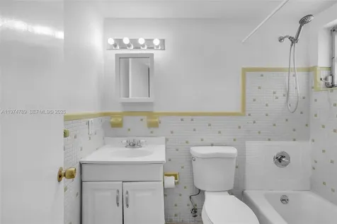 17050 NE 14th Avenue Miami FL 33162