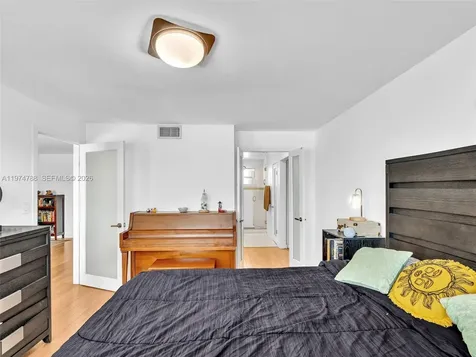 1236 Alton Road Miami Beach FL 33139