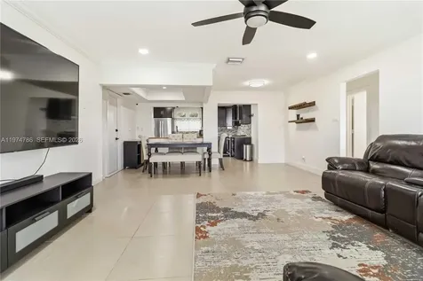 5616 NW 48th Way Tamarac FL 33319