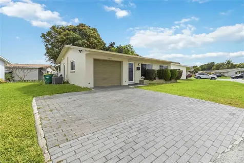 5616 NW 48th Way Tamarac FL 33319