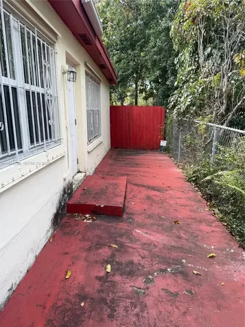 130 NW 124th Street North Miami FL 33168
