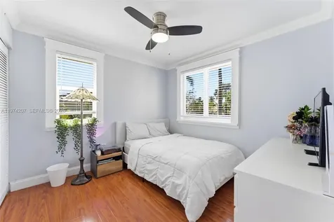 1521 NW 178th Terrace Pembroke Pines FL 33029