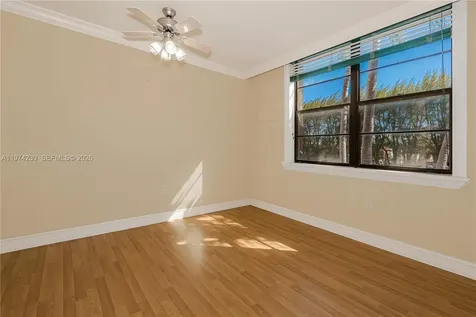 10854 N Kendall Drive Miami FL 33176
