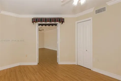 10854 N Kendall Drive Miami FL 33176
