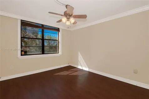 10854 N Kendall Drive Miami FL 33176