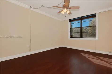 10854 N Kendall Drive Miami FL 33176