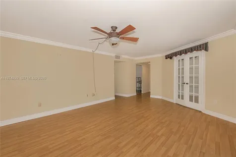 10854 N Kendall Drive Miami FL 33176