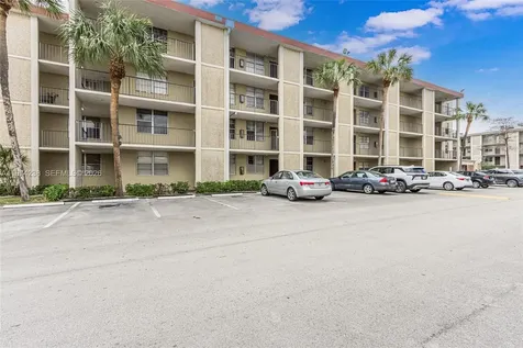 2649 NW 48th Terrace Lauderdale Lakes FL 33313