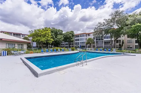 2649 NW 48th Terrace Lauderdale Lakes FL 33313