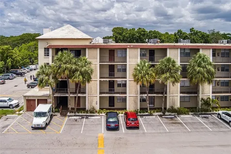 2649 NW 48th Terrace Lauderdale Lakes FL 33313