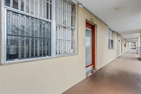 2649 NW 48th Terrace Lauderdale Lakes FL 33313