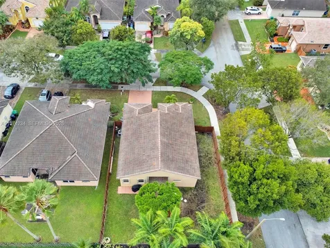 9437 SW 183rd Terrace Palmetto Bay FL 33157