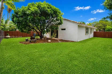 9437 SW 183rd Terrace Palmetto Bay FL 33157