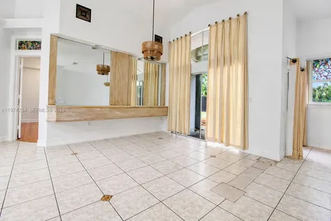 9437 SW 183rd Terrace Palmetto Bay FL 33157