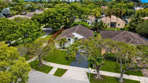 9437 SW 183rd Terrace Palmetto Bay FL 33157