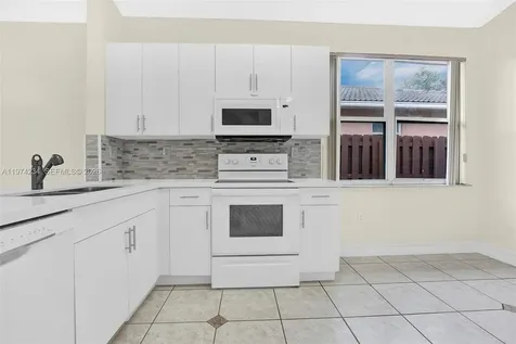 9437 SW 183rd Terrace Palmetto Bay FL 33157