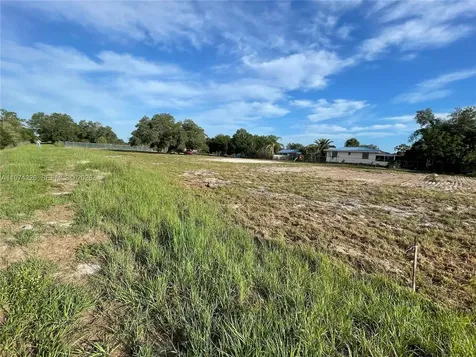 615 N Brida Street Clewiston FL 33440