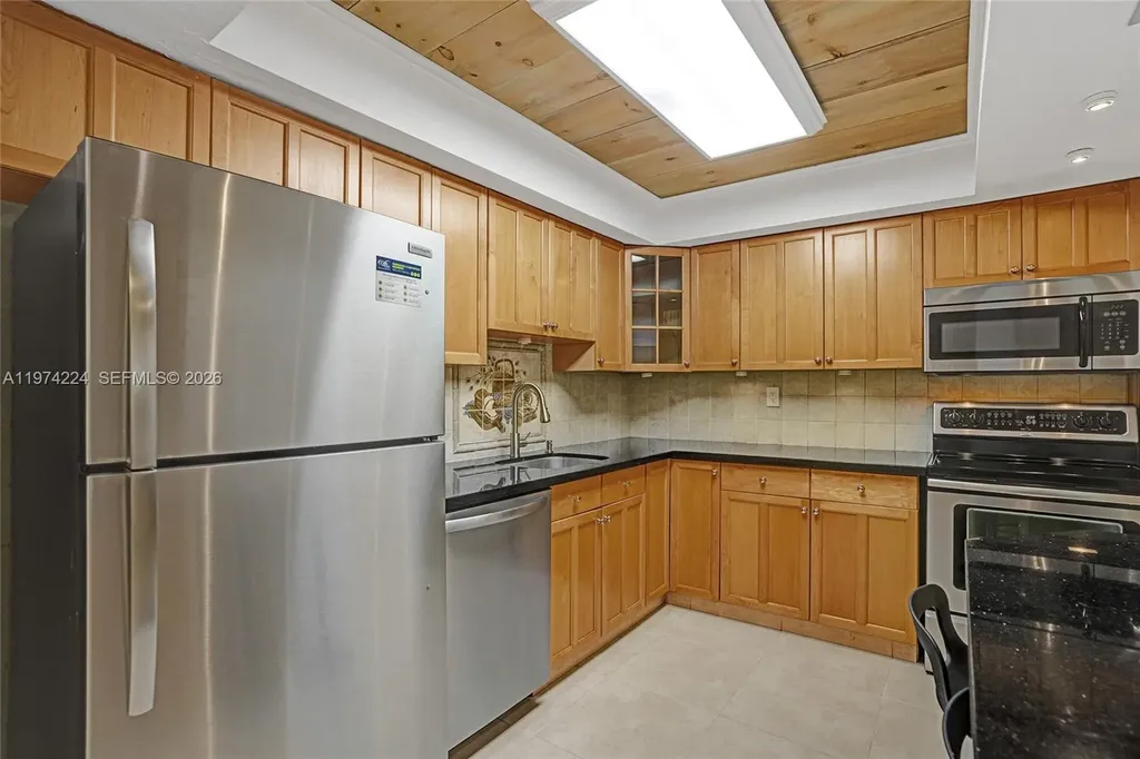 20291 NE 30th Avenue Aventura FL 33180