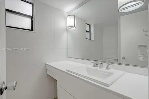 20291 NE 30th Avenue Aventura FL 33180