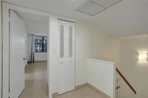 20291 NE 30th Avenue Aventura FL 33180
