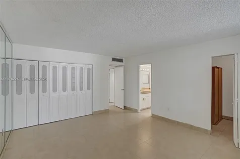 20291 NE 30th Avenue Aventura FL 33180