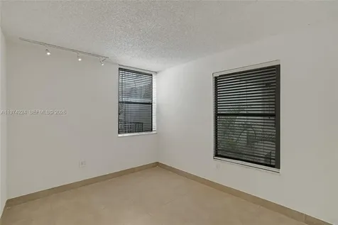 20291 NE 30th Avenue Aventura FL 33180