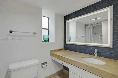 20291 NE 30th Avenue Aventura FL 33180