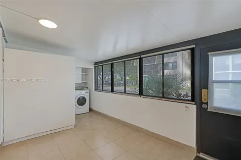 20291 NE 30th Avenue Aventura FL 33180