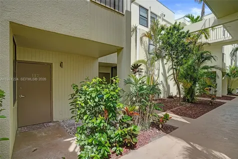 20291 NE 30th Avenue Aventura FL 33180