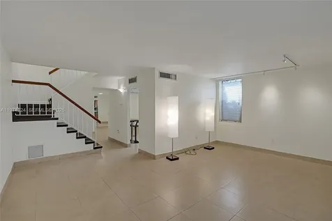 20291 NE 30th Avenue Aventura FL 33180
