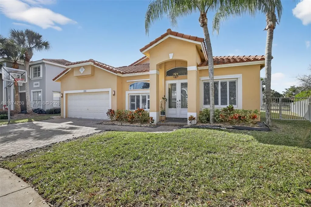 4301 Diamond Row Weston FL 33331