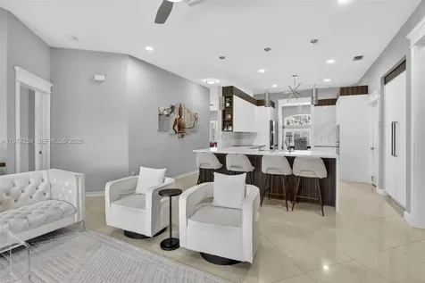 4301 Diamond Row Weston FL 33331
