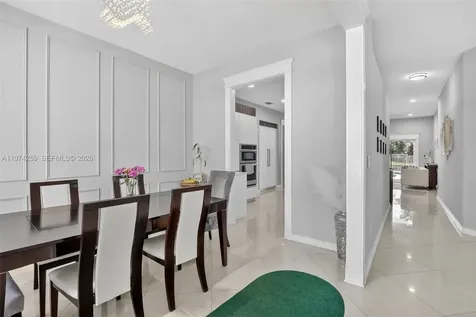 4301 Diamond Row Weston FL 33331