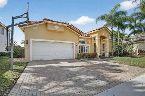4301 Diamond Row Weston FL 33331