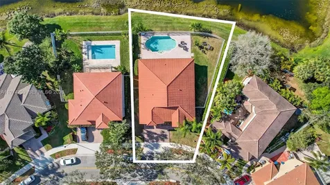 4301 Diamond Row Weston FL 33331