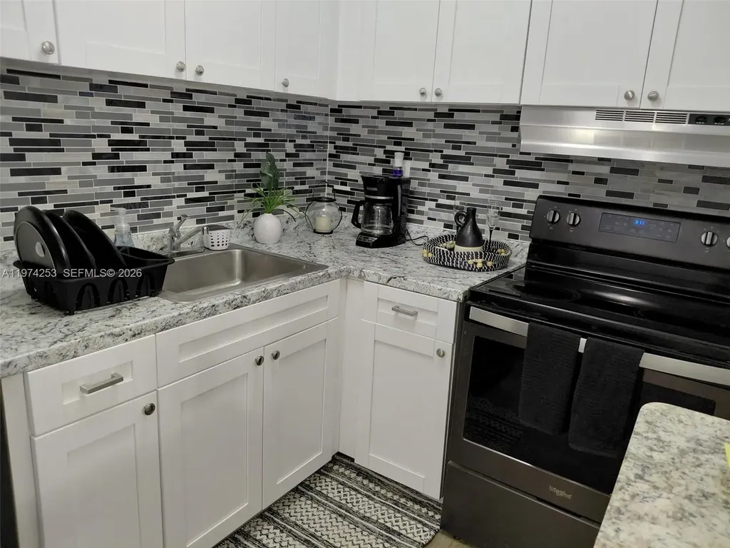 1431 SW 24th Court Fort Lauderdale FL 33315