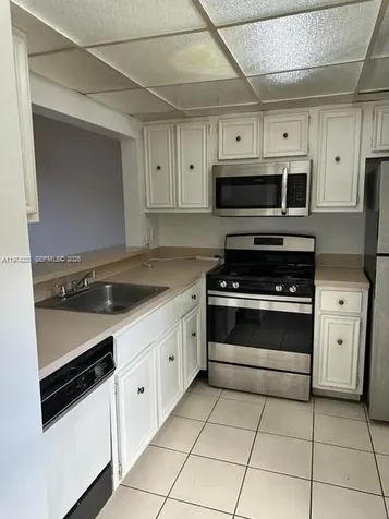 18051 NW 68th Avenue Hialeah FL 33015