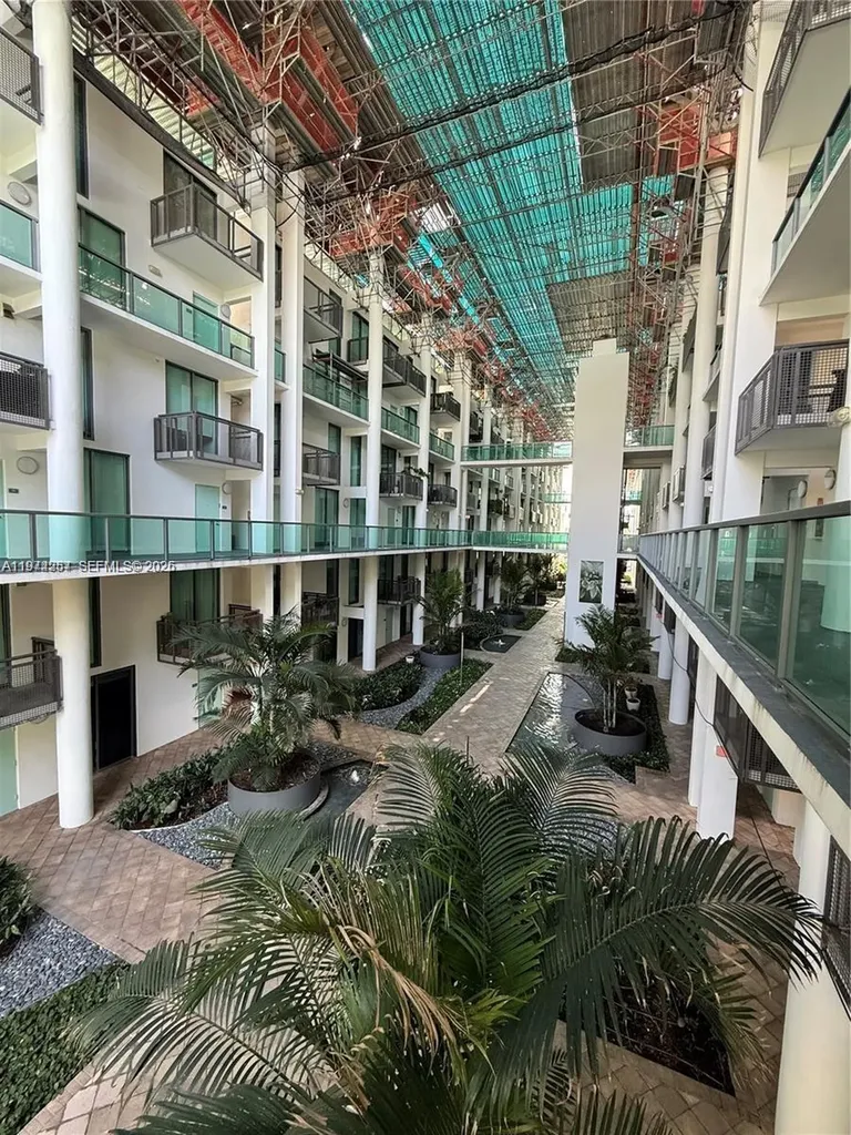 6000 Collins Avenue Miami Beach FL 33140