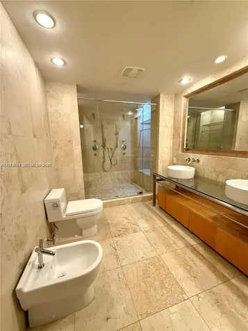 6000 Collins Avenue Miami Beach FL 33140