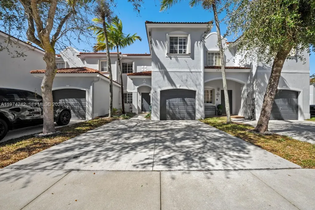 930 SW 147th Court Miami FL 33194