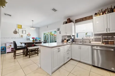 930 SW 147th Court Miami FL 33194