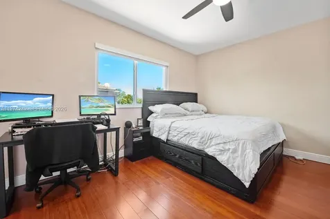 930 SW 147th Court Miami FL 33194