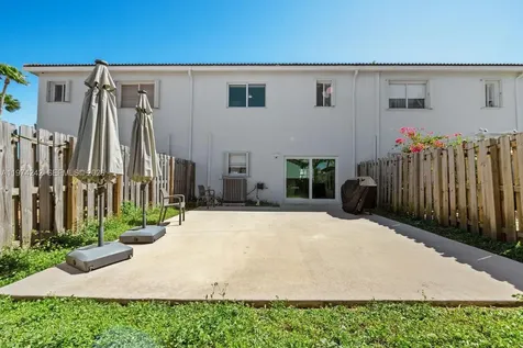 930 SW 147th Court Miami FL 33194