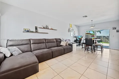 930 SW 147th Court Miami FL 33194