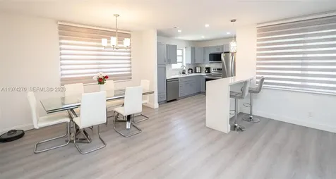 5300 Washington Street Hollywood FL 33021